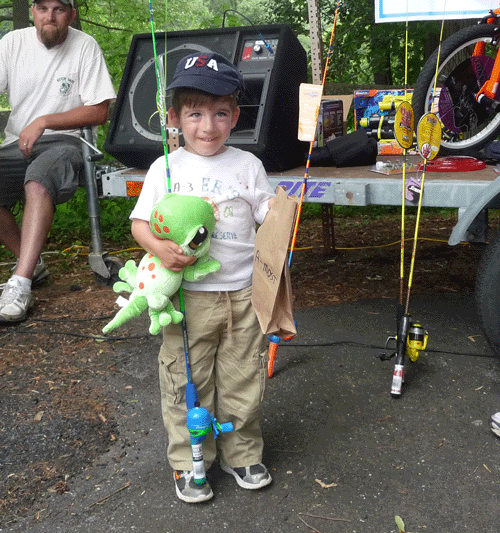 fishingderby11-048p.gif